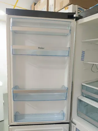 Nevera Combi Haier, No Frost 1.87x60cm