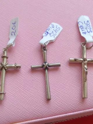 Cruz de plata de ley