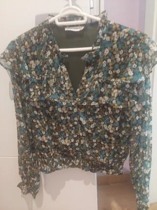 Blusa floral manga larga