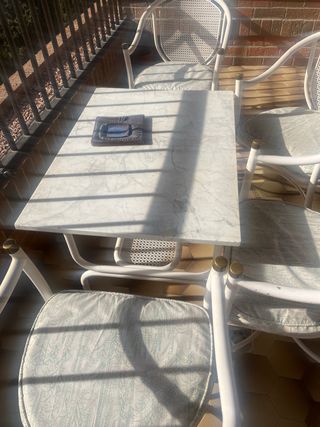 Juego Terraza Mesa y 4 Sillas