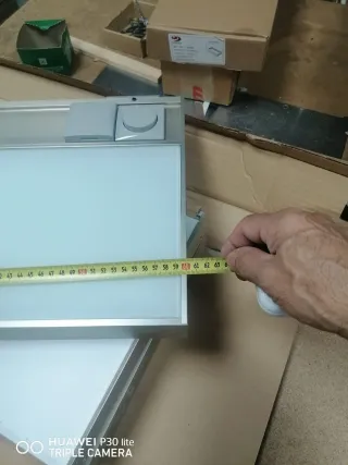 Bandejas luminosas con enchufe e interruptor