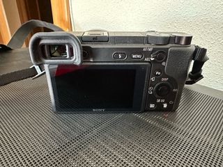 Sony A6400