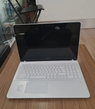 Sony Vaio Blanco 8GB RAM SSD 120GB