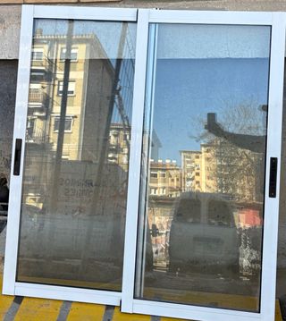 Ventanas correderas aluminio buen estado