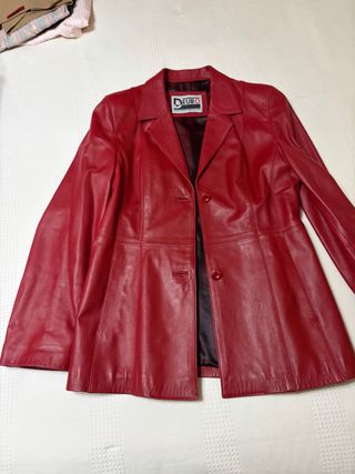 Chaqueta de cuero roja DEUBO