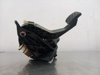 PEDAL EMBRAGUE MERCEDES-BENZ CLASE A (BM 176) OM6