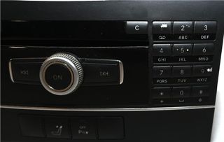 RADIO / CD Mercedes-Benz Clase E (BM 212) Familiar (08.2009->) 2.1 E 220 CDI BlueEfficiency (212.202) [2,1 Ltr. - 125 kW CDI CAT]