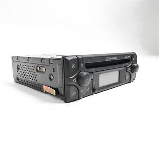 RADIO / CD Mercedes-Benz Clase E (BM 210) Berlina (1995->) 2.9 290 Turbodiesel (210.017) [2,9 Ltr. - 95 kW Turbodiesel CAT]