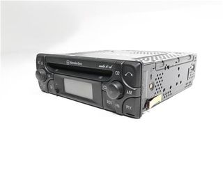 RADIO / CD Mercedes-Benz Clase E (BM 210) Berlina (1995->) 2.9 290 Turbodiesel (210.017) [2,9 Ltr. - 95 kW Turbodiesel CAT]