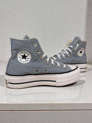 Converse plataforma azul y blanco