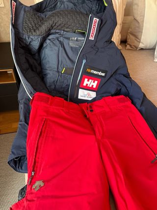 Conjunto esquí Helly Hansen y Descente hombre S