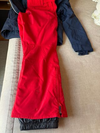 Conjunto esquí Helly Hansen y Descente hombre S