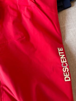 Conjunto esquí Helly Hansen y Descente hombre S