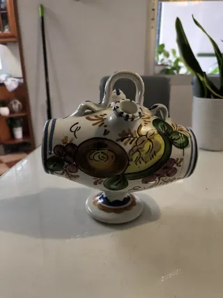 Botijo de cerámica tipo barril de 22 cm