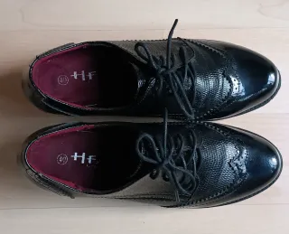 Zapatos negros charol mujer tacón