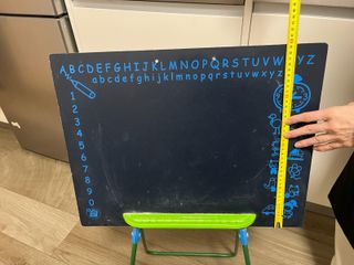 Pizarra infantil con caballete