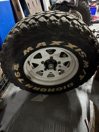 Maxxis Bighorn 764 Ruedas y Llantas suzuki samurai