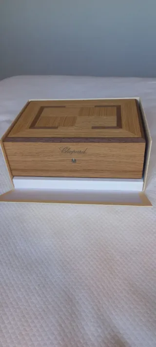 Caja joyero Chopard madera