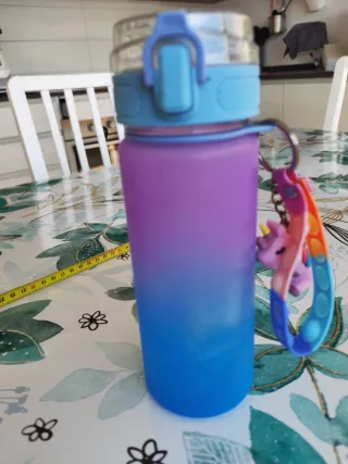 Borraccia multicolore 600ml con Unicorno Pop It