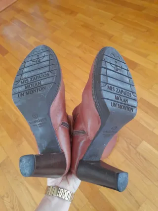 Botas de caña alta Wonders T.39