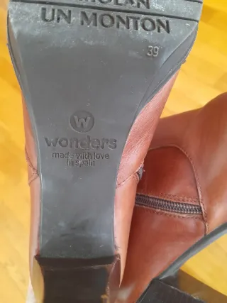 Botas de caña alta Wonders T.39