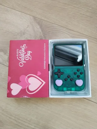 Console di videogiochi portatile