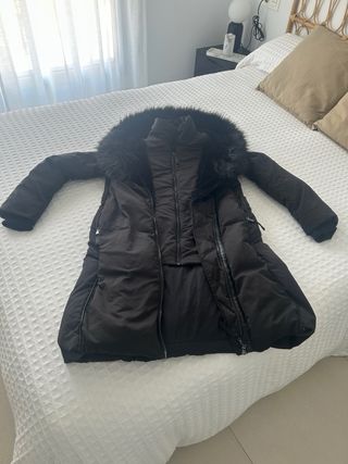 Abrigo Zara plumón negro Talla M