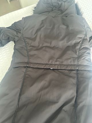 Abrigo Zara plumón negro Talla M