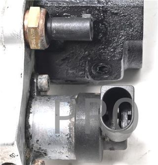 A 648 070 00 01 - BOMBA DE ALTA Mercedes-Benz Clase C (BM 203) Berlina (02.2000->) 2.2 C 220 CDI (LA)(203.008) [2,2 Ltr. - 110 kW CDI CAT]