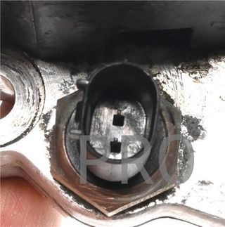 A 648 070 00 01 - BOMBA DE ALTA Mercedes-Benz Clase C (BM 203) Berlina (02.2000->) 2.2 C 220 CDI (LA)(203.008) [2,2 Ltr. - 110 kW CDI CAT]