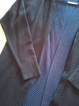 Chaquetas amplias negra y azul talla única