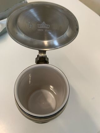 Jarra cerveza alemana con tapa