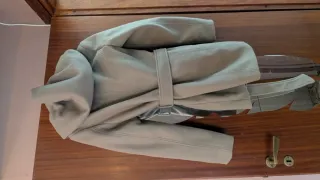 Cappotto beige con cintura