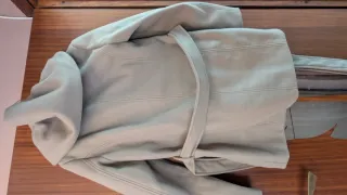 Cappotto beige con cintura