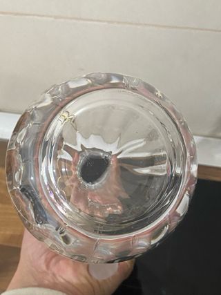 Garrafa de cristal com tampa