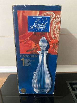 Garrafa de cristal com tampa