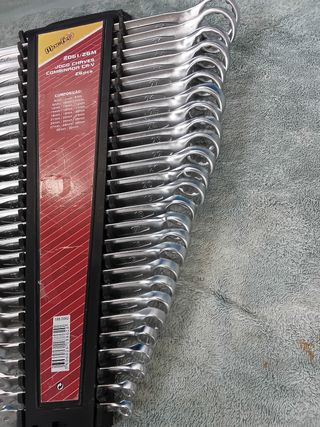 Jogo de Chaves Combinada Macfer 26 Peças CR-V