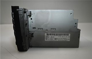 RADIO / CD Mercedes-Benz Clase E (BM 211) Berlina (01.2002->) 3.2 E 320 CDI (211.026) [3,2 Ltr. - 150 kW CDI CAT]
