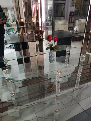 Consola 3 alturas cristal y metacrilato