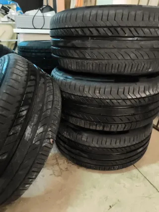 Llantas Audi Originales 18 con Neumáticos