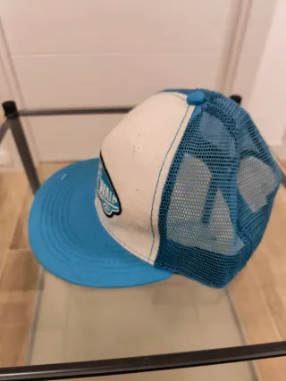 Gorra Vans Off The Wall Azul y Blanca