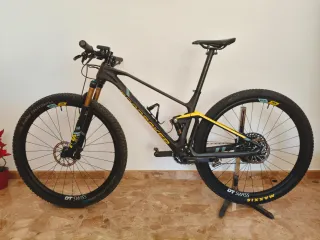 Bicicleta Mondraker F-Podium Carbón R
