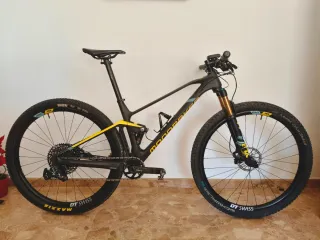 Bicicleta Mondraker F-Podium Carbón R