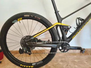 Bicicleta Mondraker F-Podium Carbón R