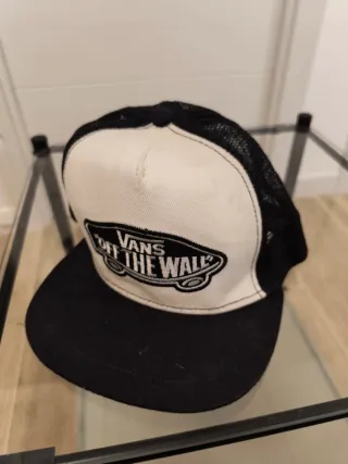 Gorra Vans Trucker Blanca y Negra