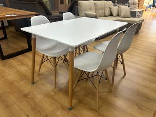 Mesa Nórdica + 4 Sillas Blancas