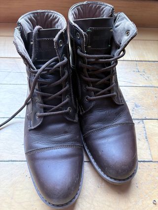 Botas de piel marrón poco uso