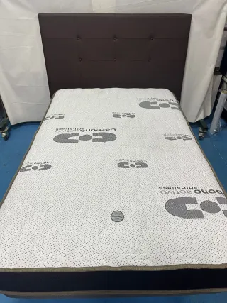 Base tapizada + Colchón 120x190