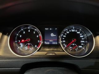 VOLKSWAGEN Golf GTI Performance 2.0 TSI 230cv