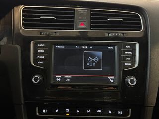 VOLKSWAGEN Golf GTI Performance 2.0 TSI 230cv